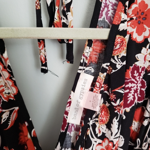 Floral wrap maxi dress - Picture 3 of 4